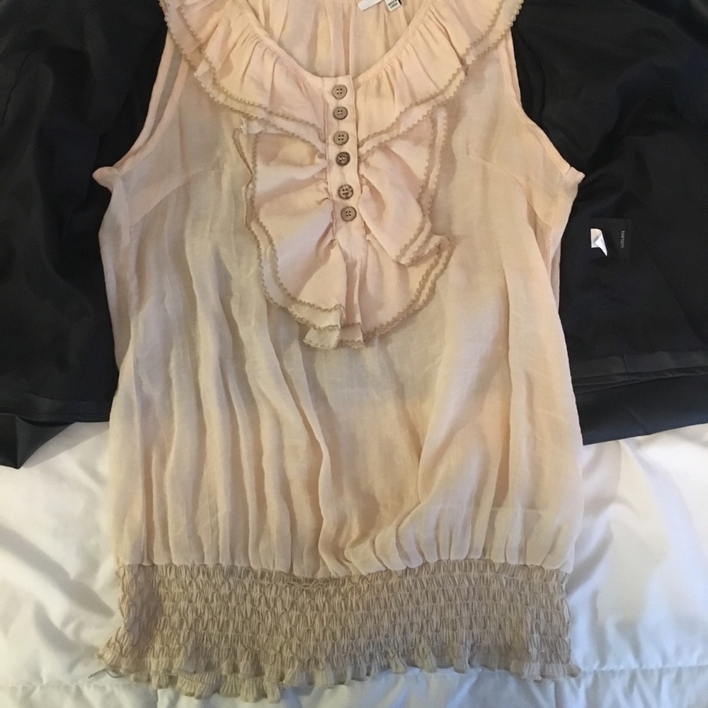 Cream Ruffled Blouse - Picture 3 of 7